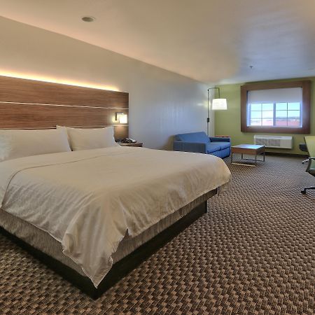 Holiday Inn Express Santa Rosa By Ihg Buitenkant foto
