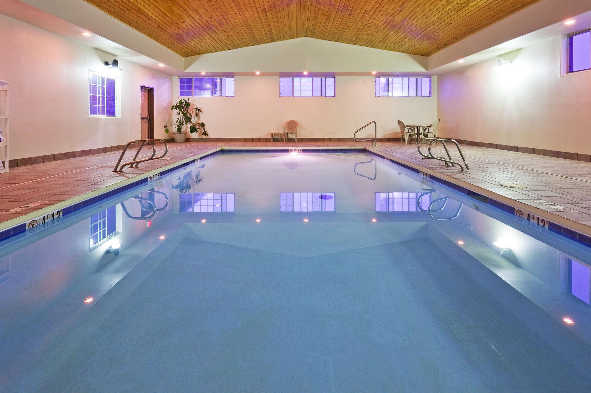 Holiday Inn Express Santa Rosa By Ihg Buitenkant foto