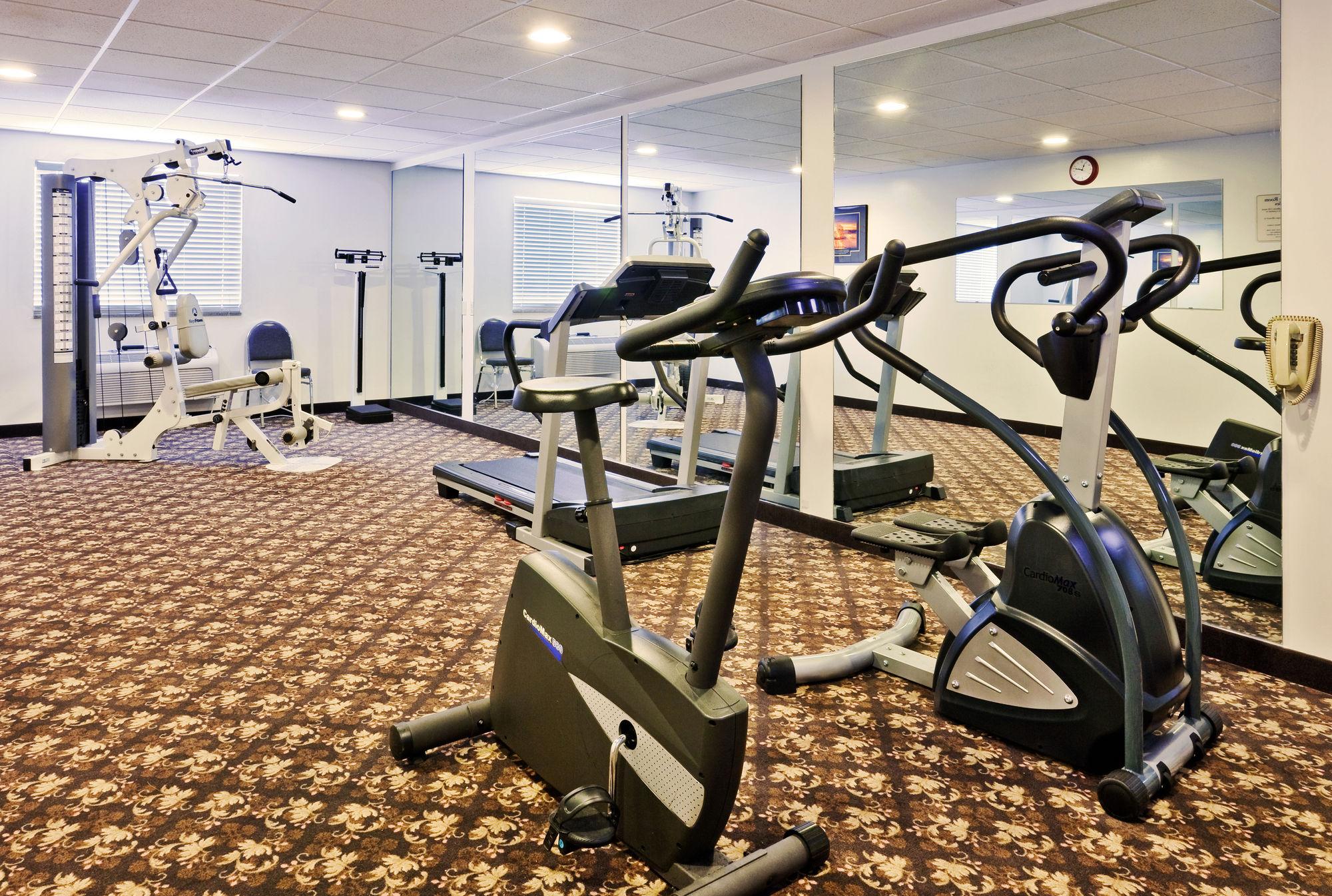 Holiday Inn Express Santa Rosa By Ihg Buitenkant foto