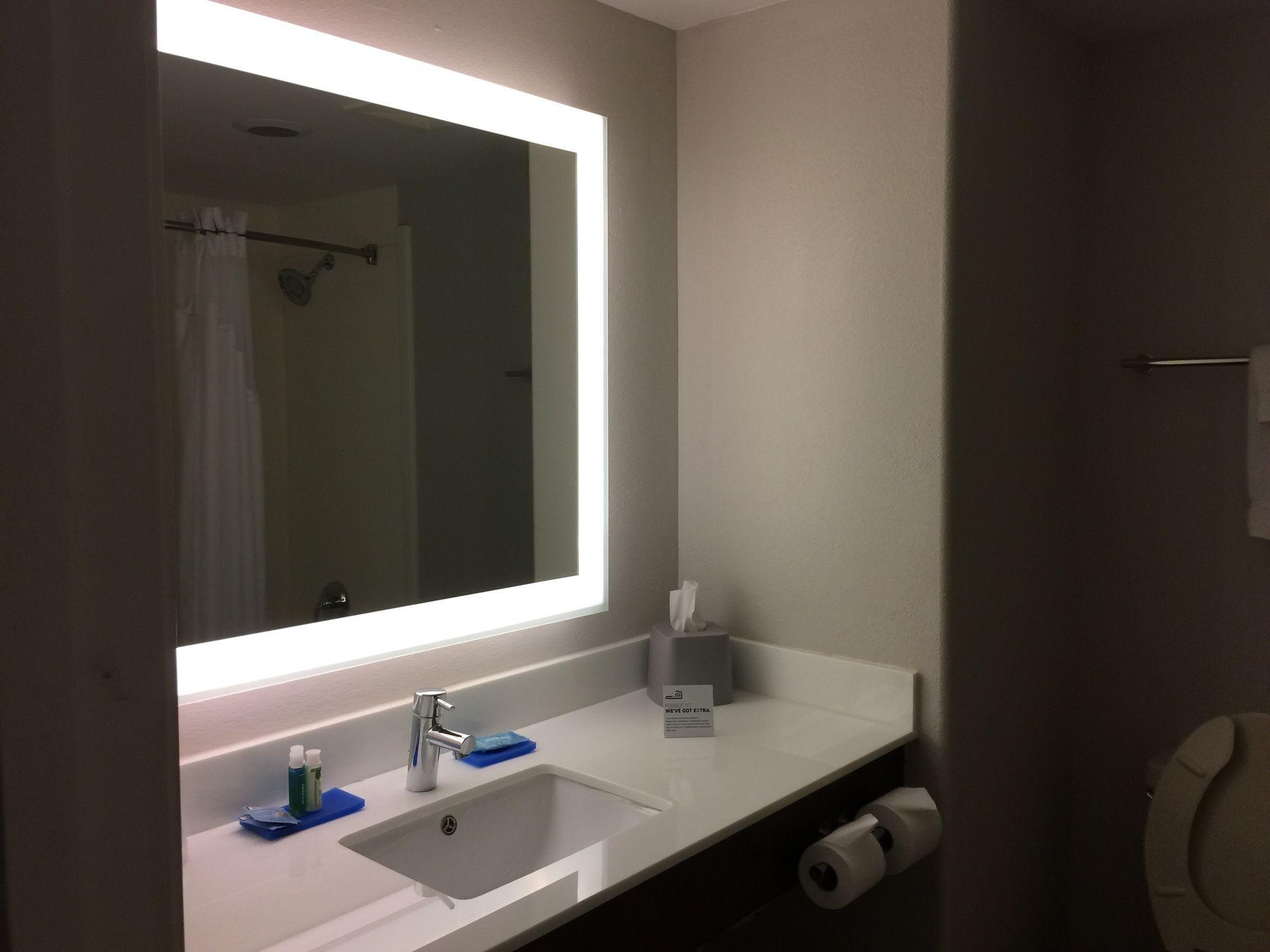 Holiday Inn Express Santa Rosa By Ihg Buitenkant foto